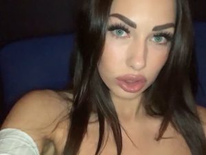 Shaiden Porno Video: per***sER ABEND: Public Kinosaal bl*wjob